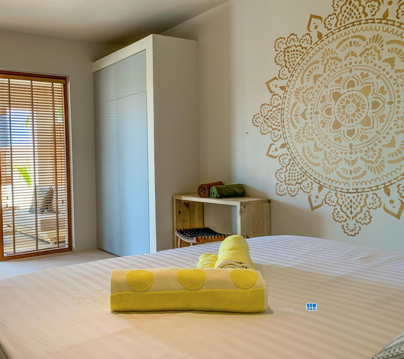 Isla Penthouse & Garden Apartments Bonaire クラレンダイク エクステリア 写真