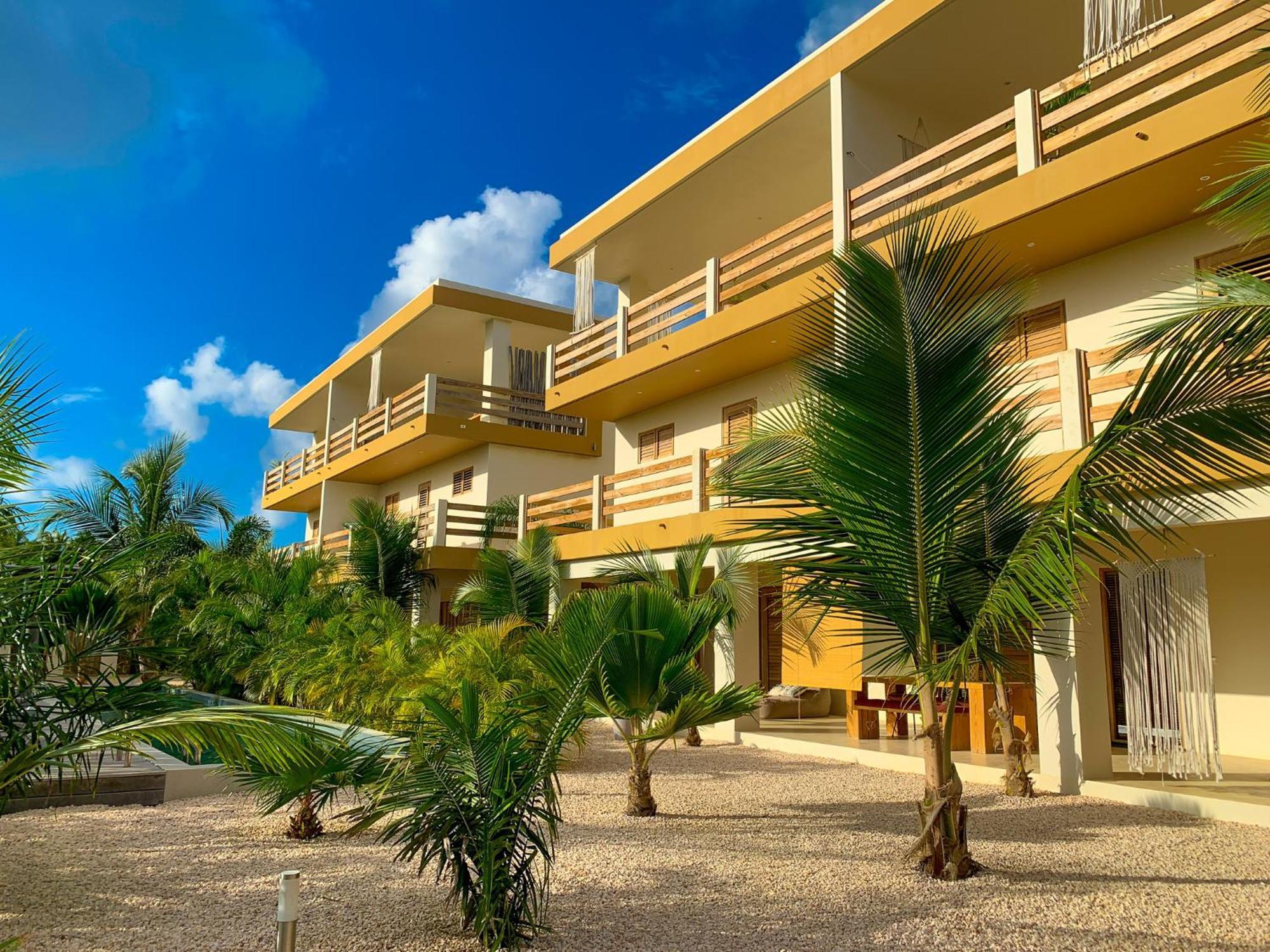Isla Penthouse & Garden Apartments Bonaire クラレンダイク エクステリア 写真